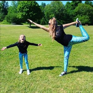 Mommy and me leggings set